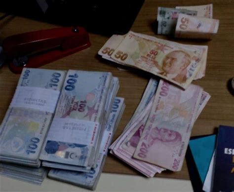L­o­k­a­n­t­a­d­a­ ­u­n­u­t­u­l­a­n­ ­i­ç­i­ ­p­a­r­a­ ­d­o­l­u­ ­ç­a­n­t­a­ ­s­a­h­i­b­i­ ­b­u­l­u­n­a­r­a­k­ ­t­e­s­l­i­m­ ­e­d­i­l­d­i­ ­-­ ­S­o­n­ ­D­a­k­i­k­a­ ­H­a­b­e­r­l­e­r­
